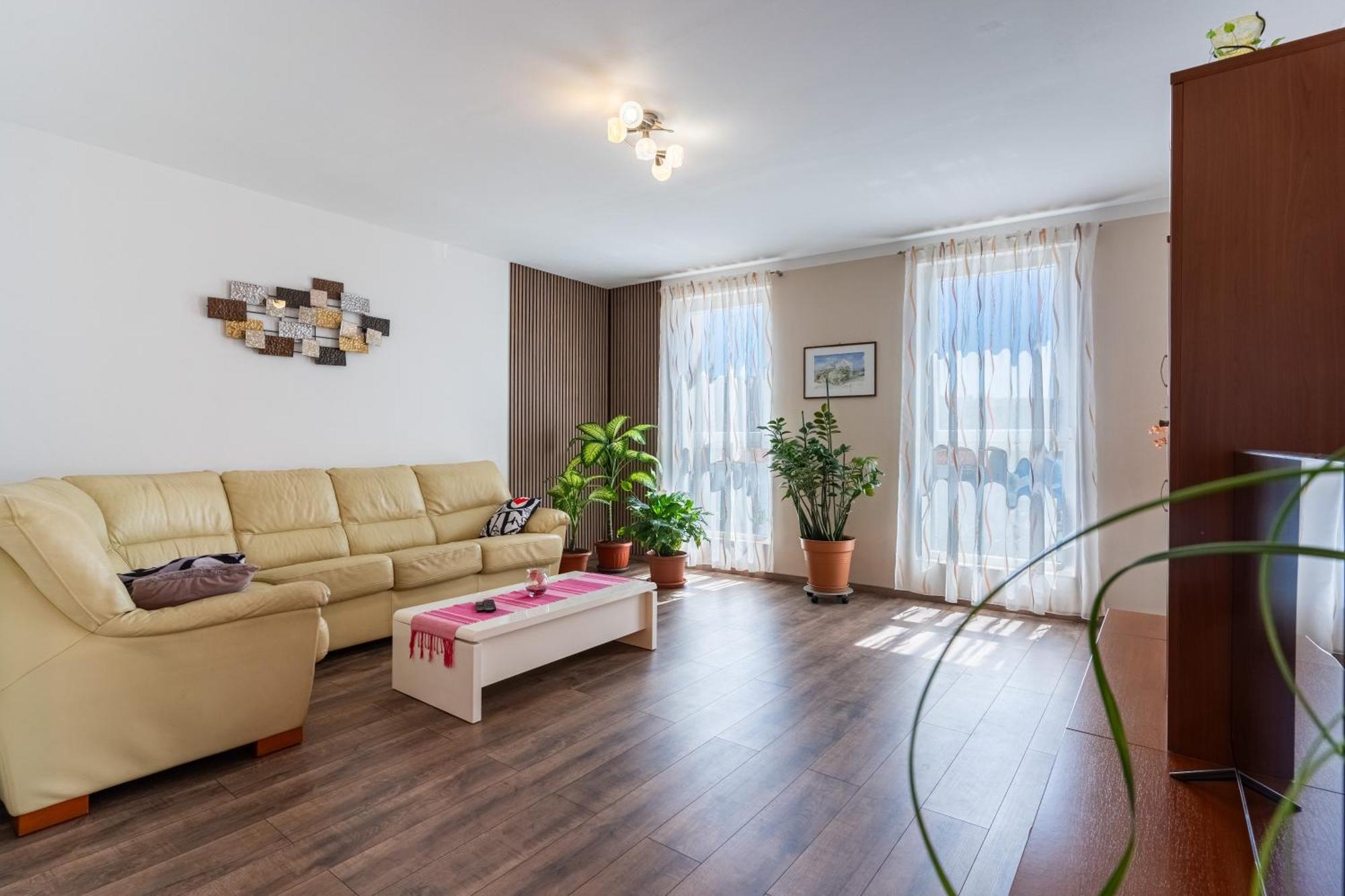 Apartman Laura Đảo Đảo Cres Ngoại thất bức ảnh